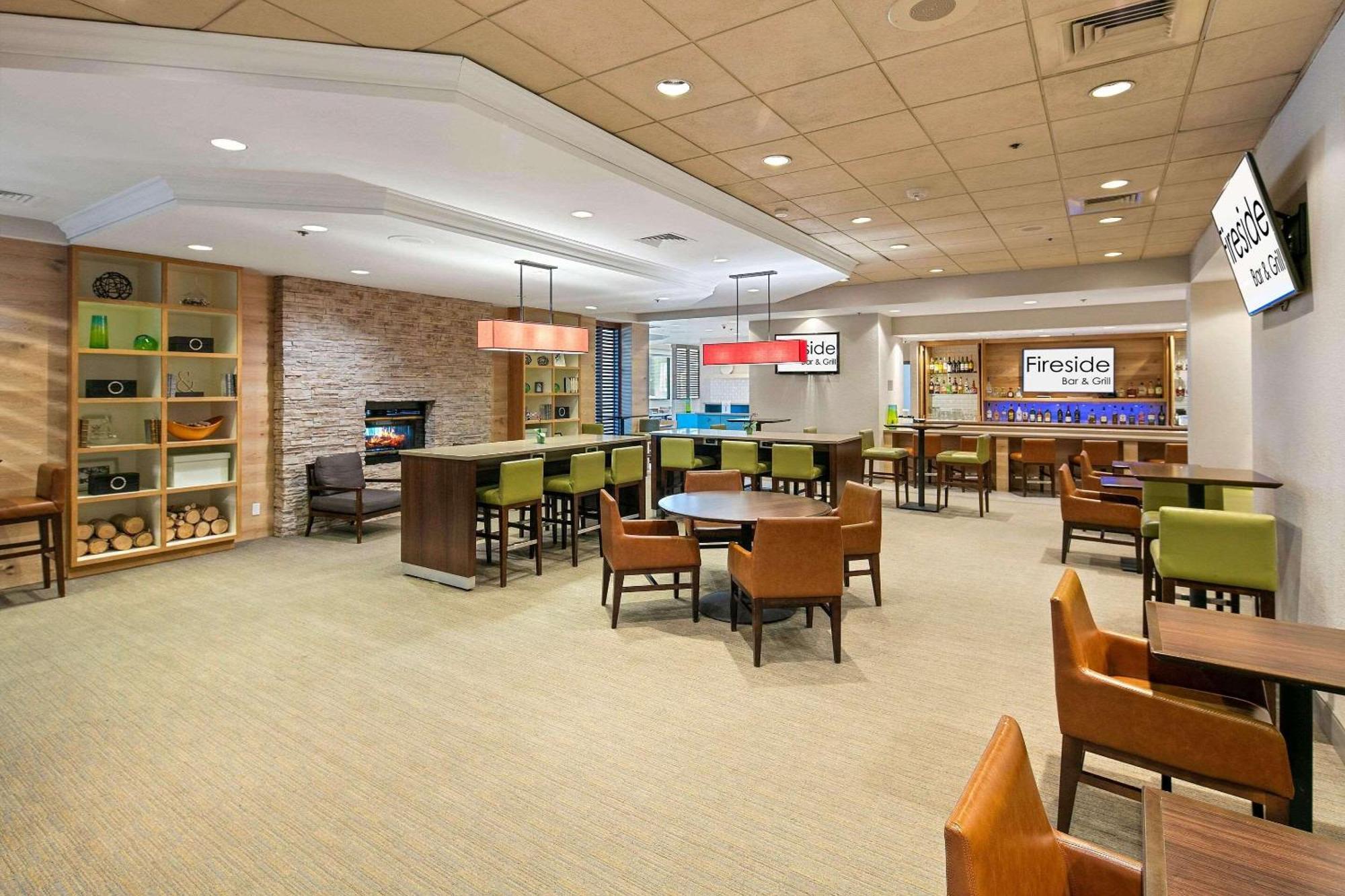 北圣地亚哥乡村套房酒店 外观 照片